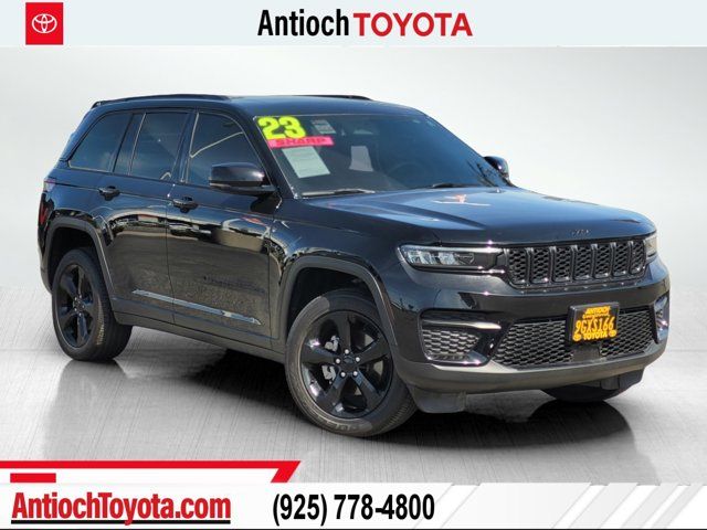 2023 Jeep Grand Cherokee Altitude