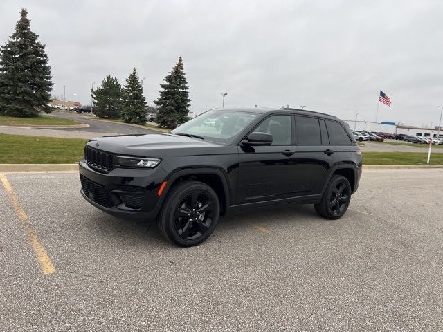 2023 Jeep Grand Cherokee Altitude