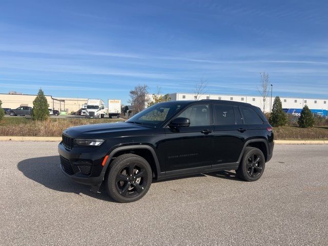 2023 Jeep Grand Cherokee Altitude