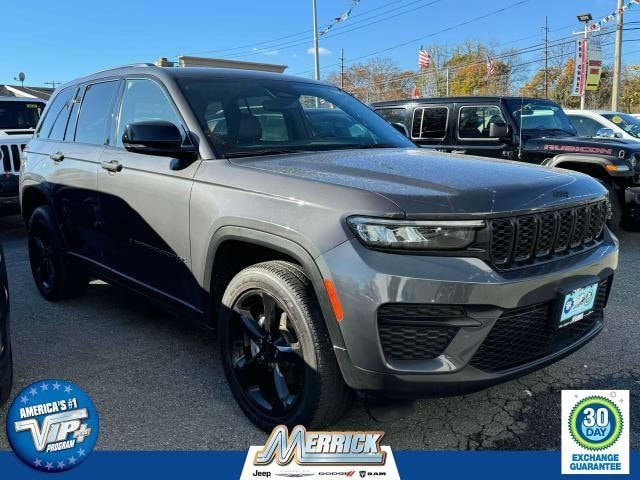 2023 Jeep Grand Cherokee Altitude