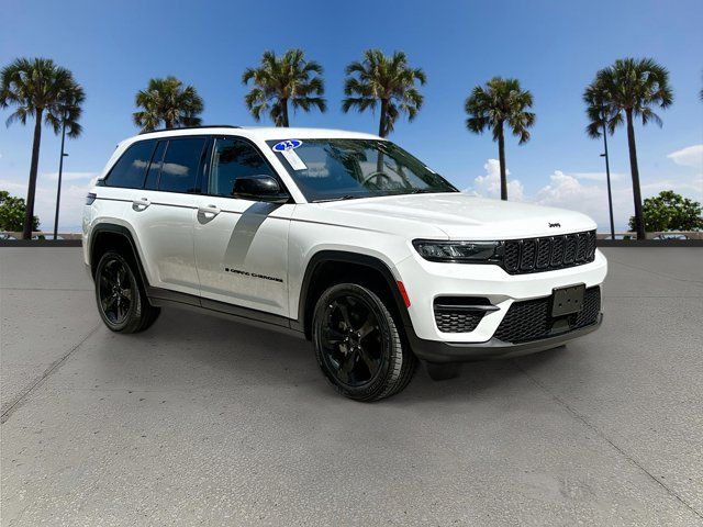 2023 Jeep Grand Cherokee Altitude