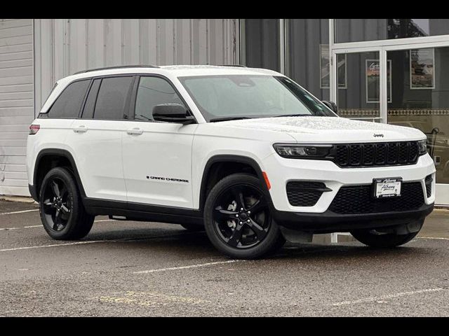 2023 Jeep Grand Cherokee Altitude