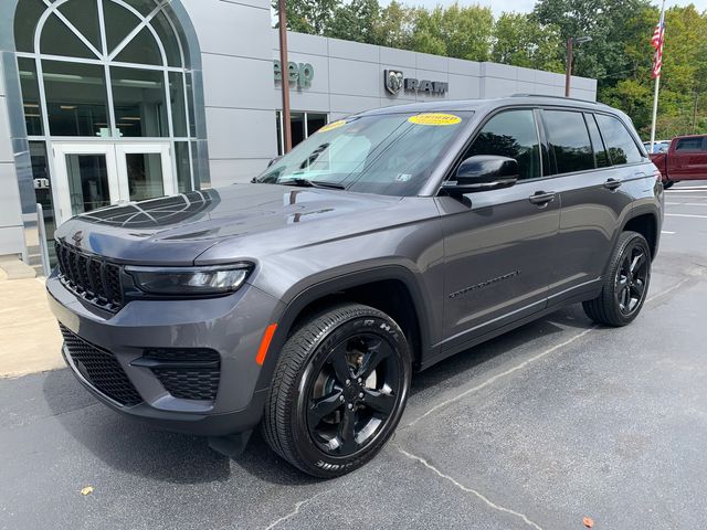 2023 Jeep Grand Cherokee Altitude