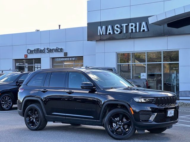 2023 Jeep Grand Cherokee Altitude