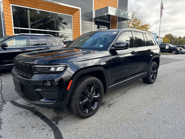 2023 Jeep Grand Cherokee Altitude