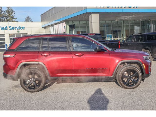 2023 Jeep Grand Cherokee Altitude