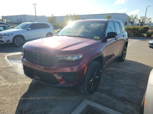 2023 Jeep Grand Cherokee Altitude