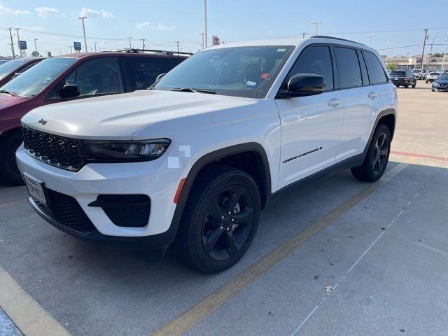 2023 Jeep Grand Cherokee Altitude