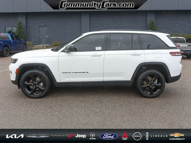 2023 Jeep Grand Cherokee Altitude