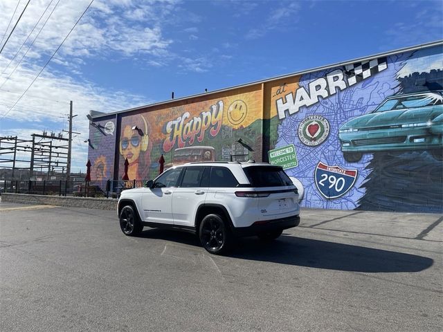 2023 Jeep Grand Cherokee Altitude