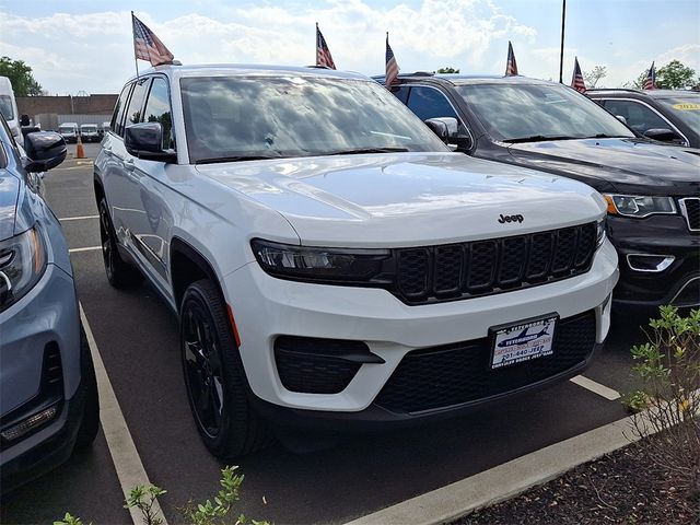 2023 Jeep Grand Cherokee Altitude