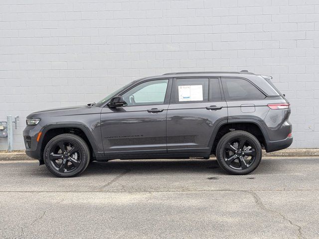 2023 Jeep Grand Cherokee Altitude