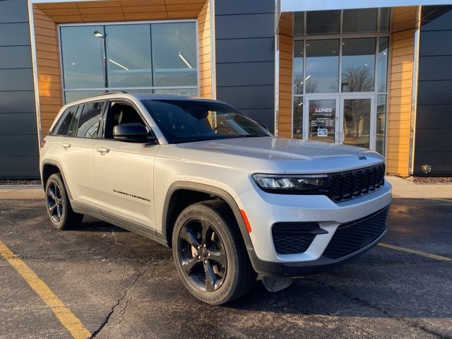 2023 Jeep Grand Cherokee Altitude