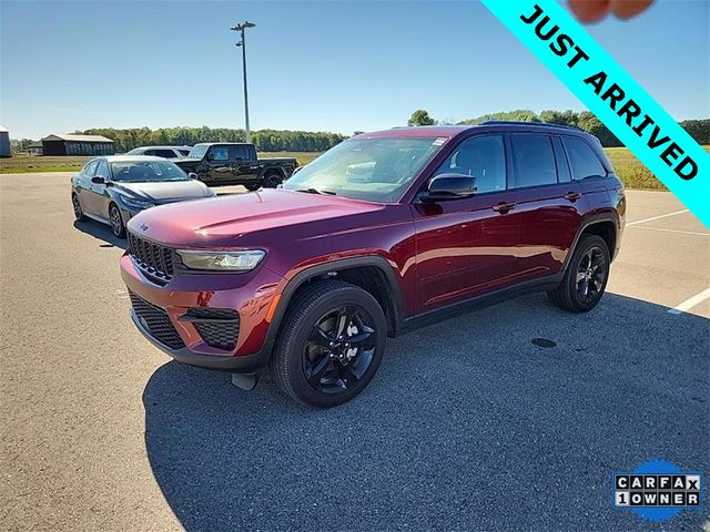 2023 Jeep Grand Cherokee Altitude