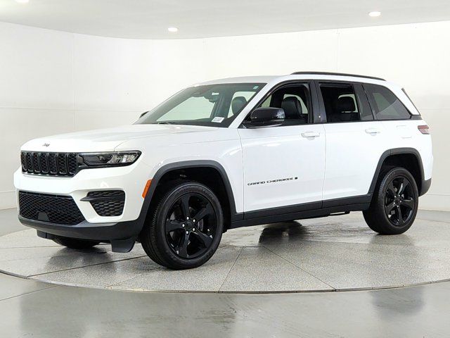 2023 Jeep Grand Cherokee Altitude