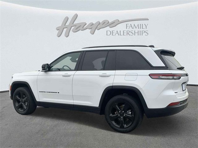 2023 Jeep Grand Cherokee Altitude