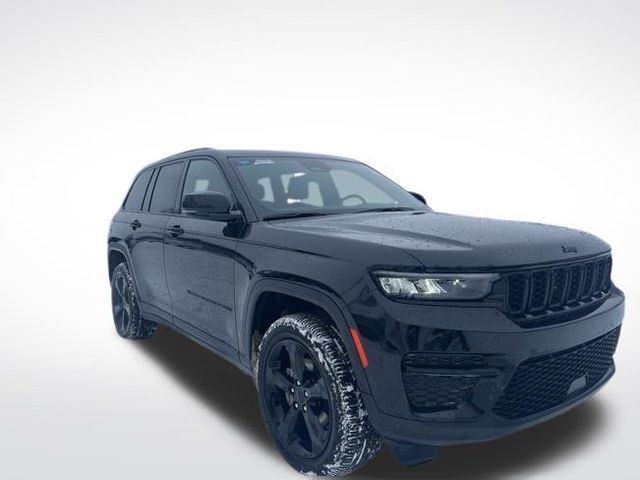 2023 Jeep Grand Cherokee Altitude