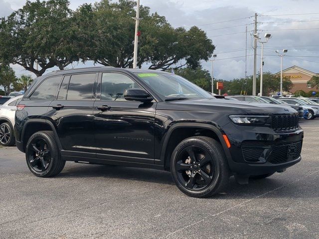 2023 Jeep Grand Cherokee Altitude