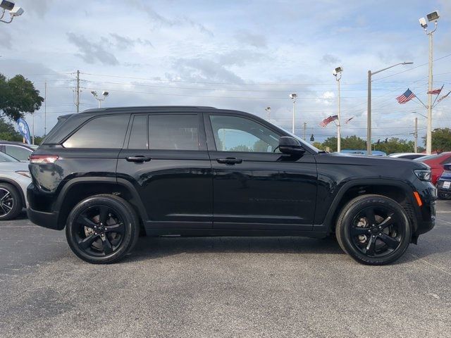 2023 Jeep Grand Cherokee Altitude