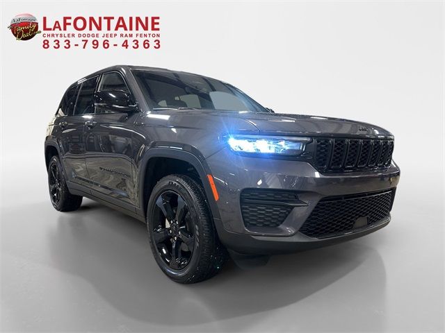 2023 Jeep Grand Cherokee Altitude