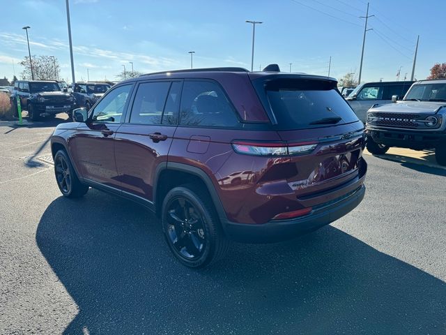 2023 Jeep Grand Cherokee Altitude