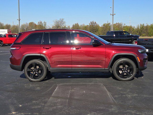 2023 Jeep Grand Cherokee Altitude