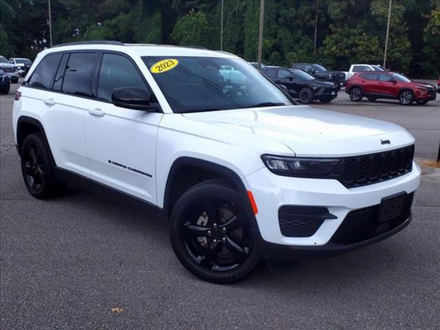 2023 Jeep Grand Cherokee Altitude