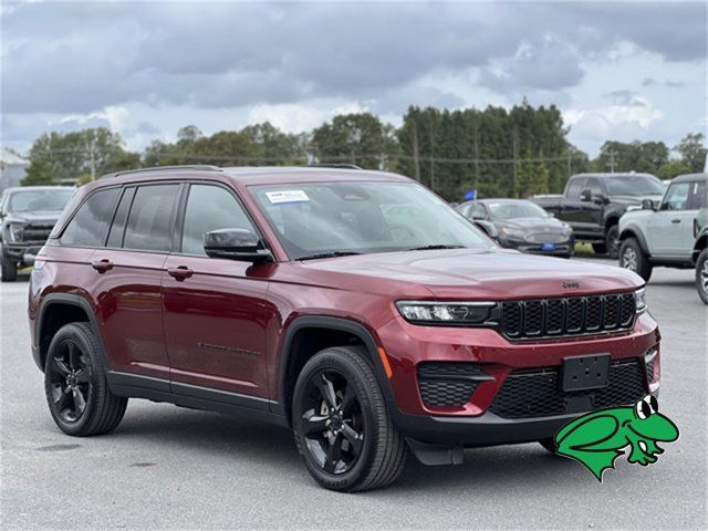 2023 Jeep Grand Cherokee Altitude