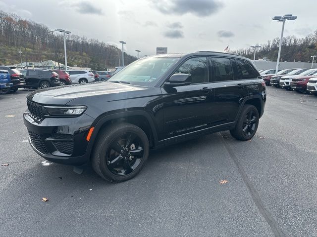 2023 Jeep Grand Cherokee Altitude