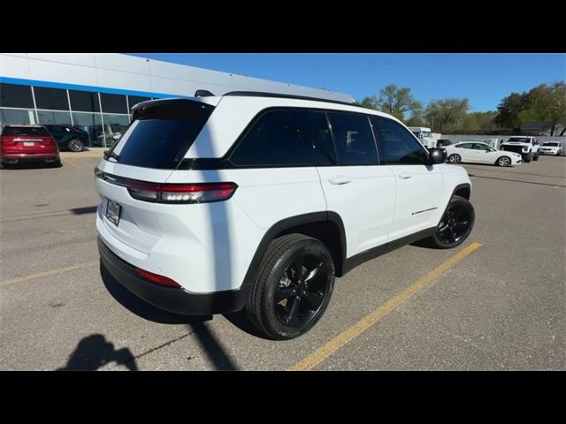 2023 Jeep Grand Cherokee Altitude