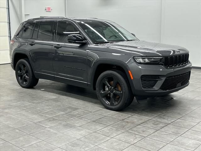 2023 Jeep Grand Cherokee Altitude