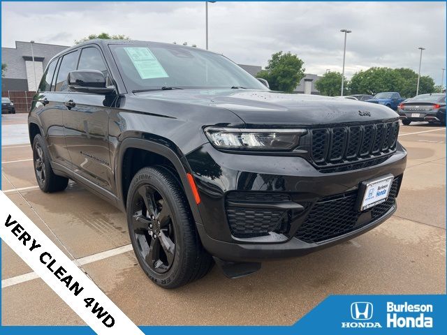 2023 Jeep Grand Cherokee Altitude