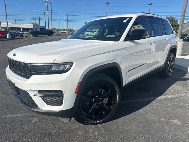 2023 Jeep Grand Cherokee Altitude