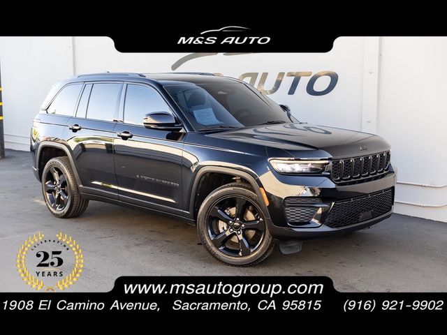 2023 Jeep Grand Cherokee Altitude