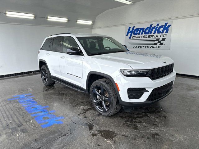 2023 Jeep Grand Cherokee Altitude