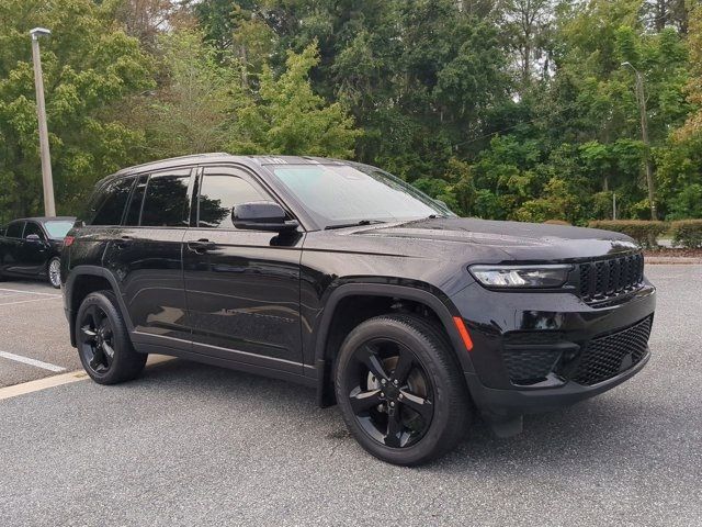 2023 Jeep Grand Cherokee Altitude