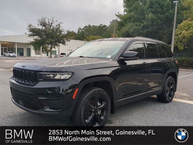 2023 Jeep Grand Cherokee Altitude