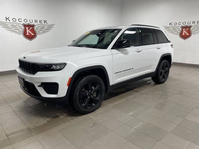 2023 Jeep Grand Cherokee Altitude