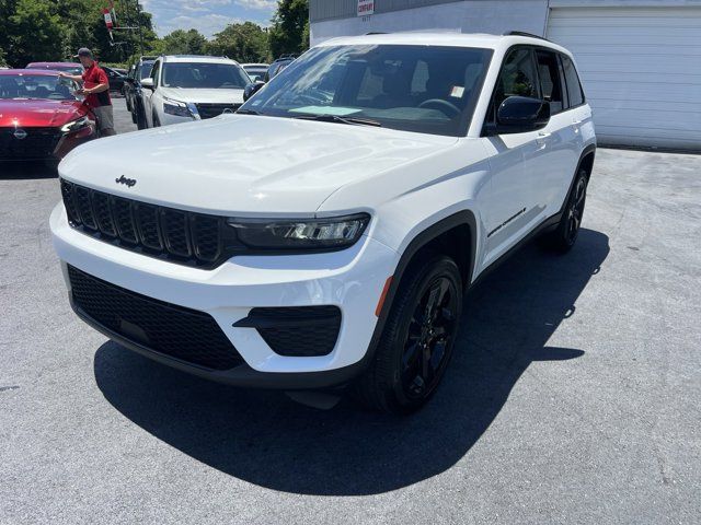 2023 Jeep Grand Cherokee Altitude