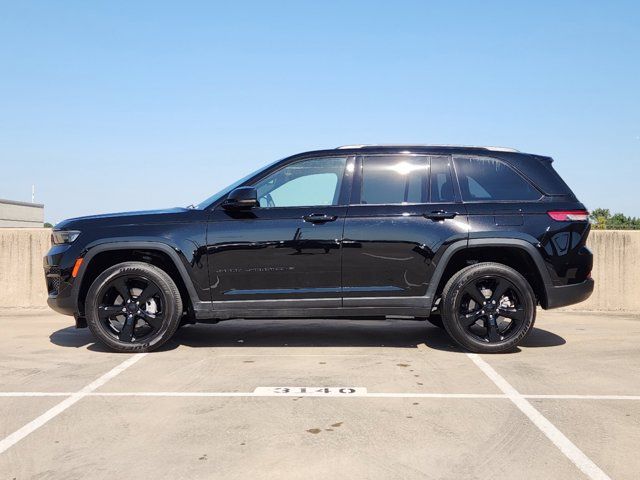 2023 Jeep Grand Cherokee Altitude