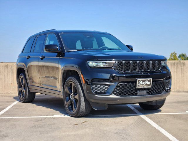 2023 Jeep Grand Cherokee Altitude