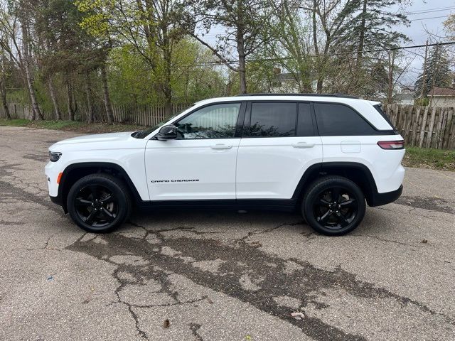 2023 Jeep Grand Cherokee Altitude