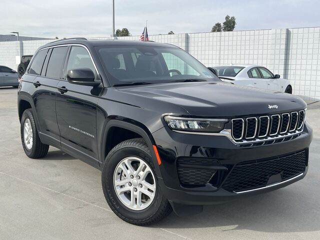 2023 Jeep Grand Cherokee Laredo