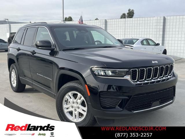 2023 Jeep Grand Cherokee Laredo