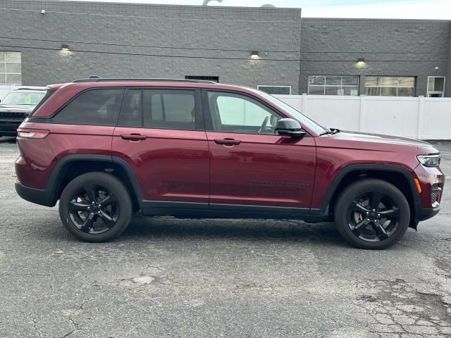 2023 Jeep Grand Cherokee Altitude