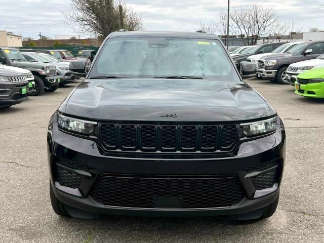 2023 Jeep Grand Cherokee Altitude