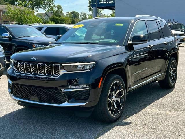 2023 Jeep Grand Cherokee Summit Reserve