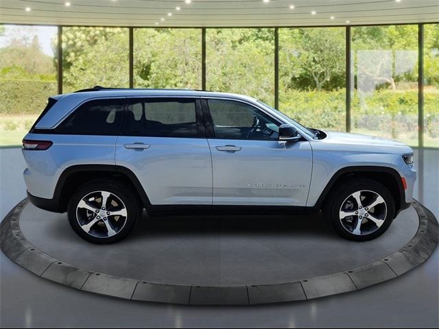 2023 Jeep Grand Cherokee 4xe Base