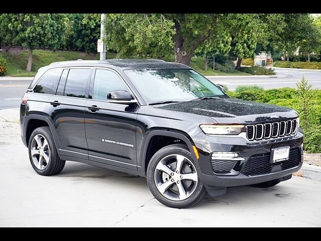 2023 Jeep Grand Cherokee 4xe Base