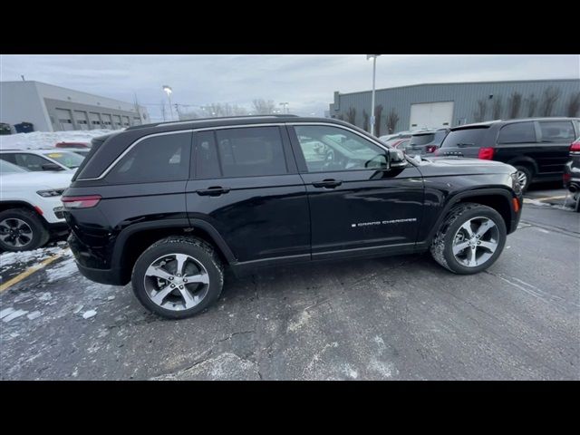 2023 Jeep Grand Cherokee 4xe Base